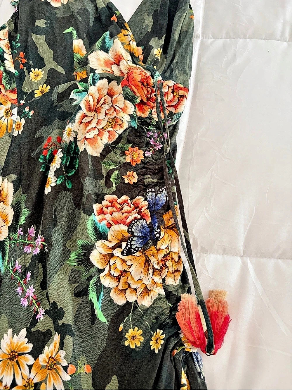 Farm Rio Floral Camo Maxi Dress in Green & Black Like New - Picture 4 of 6